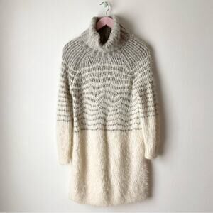 Anthropologie Sleeping on Snow Cozy Gray and Cream Turtleneck Sweater